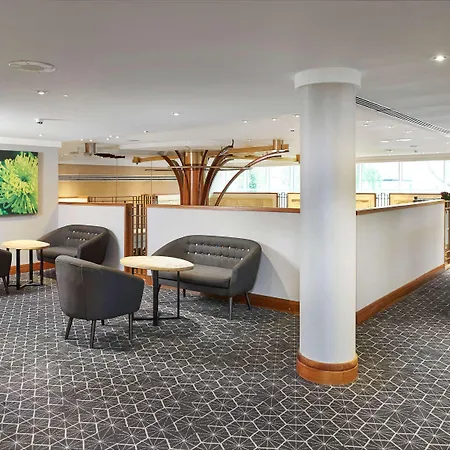 Hotel Hilton London 4*