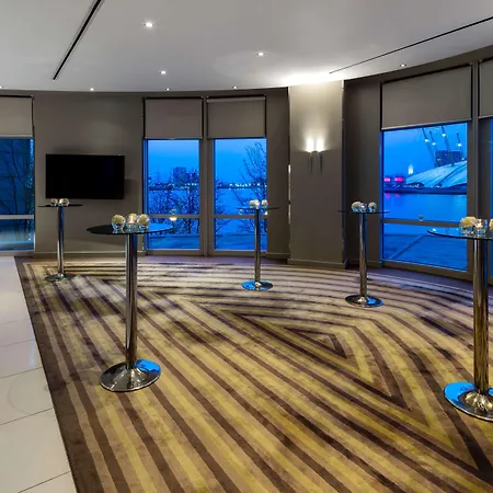 Radisson Blu Hotel, Canary Wharf East 4* Londres
