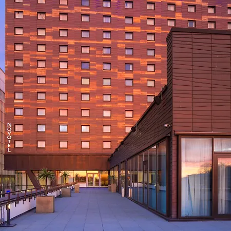 Novotel Paddington Hotel 4*