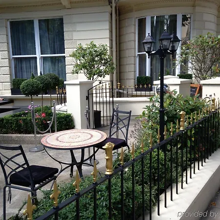 The Colonnade 4*