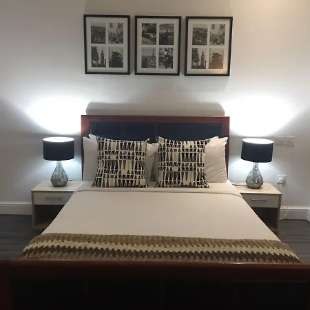 W6 Apartment *