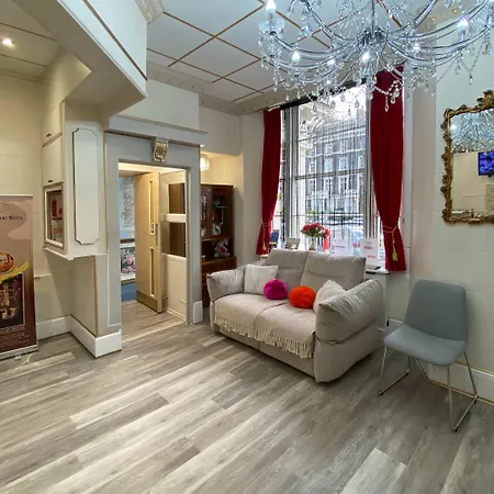 Hotel Lancaster Court 3*