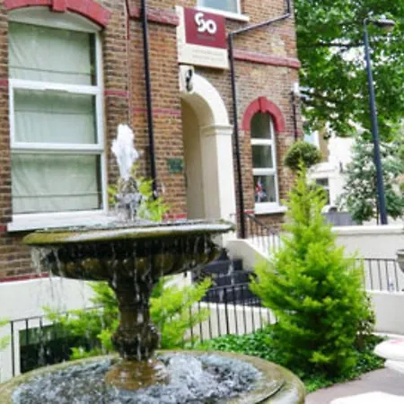 W6 Apartment London