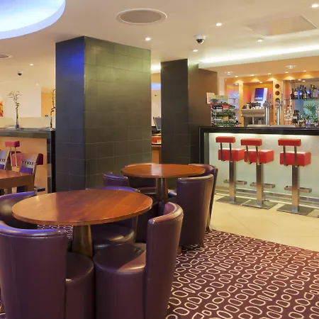 Express London-swiss Hotel 3*