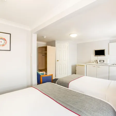 Hotel Studios28 3*