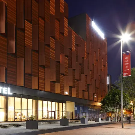 Otel Novotel London Wembley