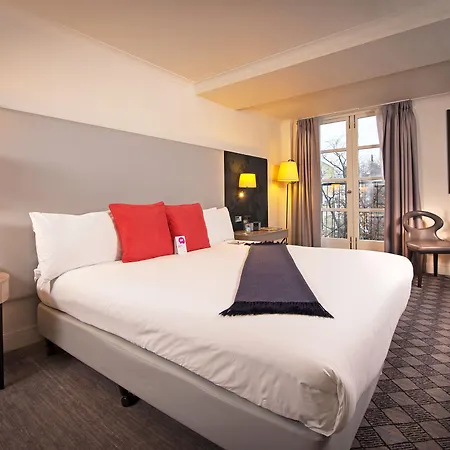 Doubletree By Hilton Kensington