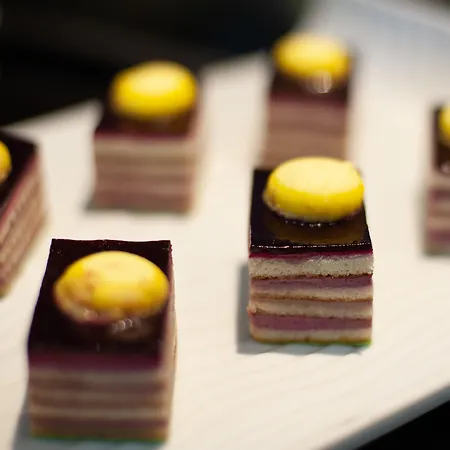 Doubletree By Hilton Kensington London