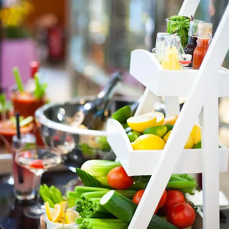 Doubletree By Hilton Kensington Hotel London