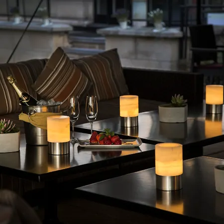 Doubletree By Hilton Kensington
