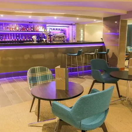 Hotel Mercure London Heathrow Airport 4*
