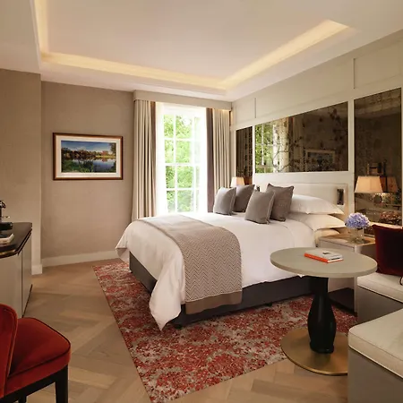 The Biltmore Mayfair 5*