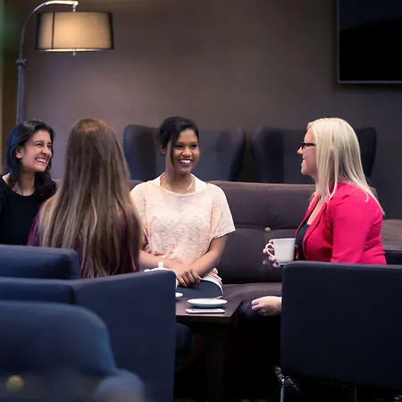 Mercure London Heathrow Airport Hotel Hillingdon