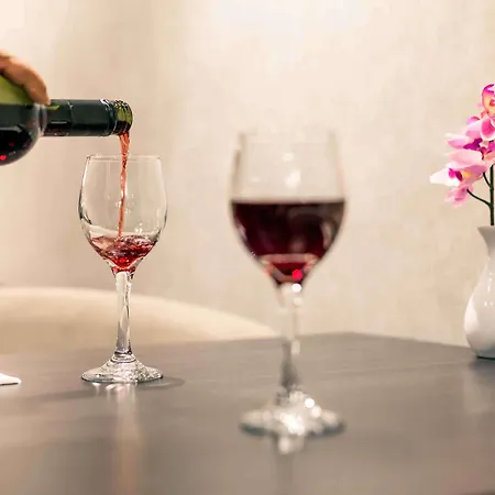 Mercure London Heathrow Airport 4*