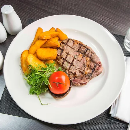 Mercure London Heathrow Airport 4* Hillingdon