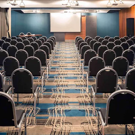 Mercure London Heathrow Airport Hotel