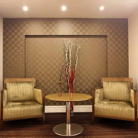 Hotel Express London By Ihg 3*