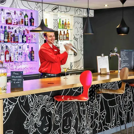 Ibis Greenwich 3*