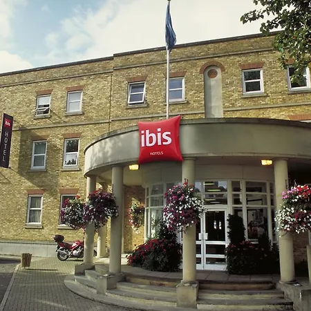 Ibis Greenwich 3*