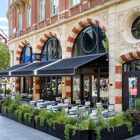 Radisson Blu Hotel, Leicester Square - Formerly Hampshire 5*
