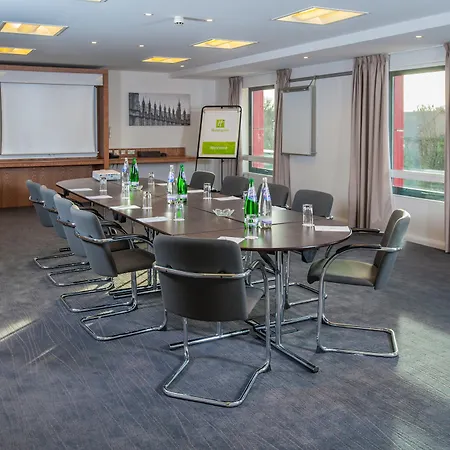 Отель Holiday West By Ihg Лондон