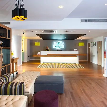 Holiday West By Ihg Отель