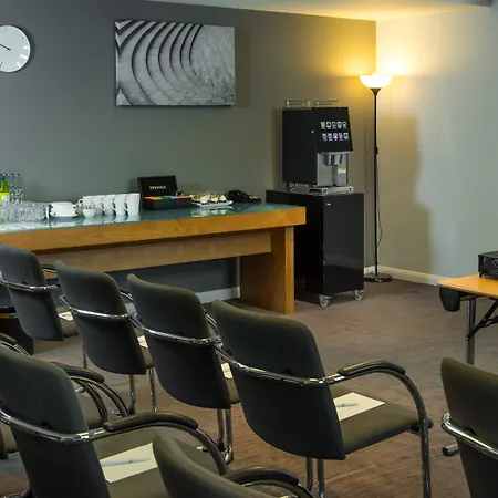Holiday West By Ihg