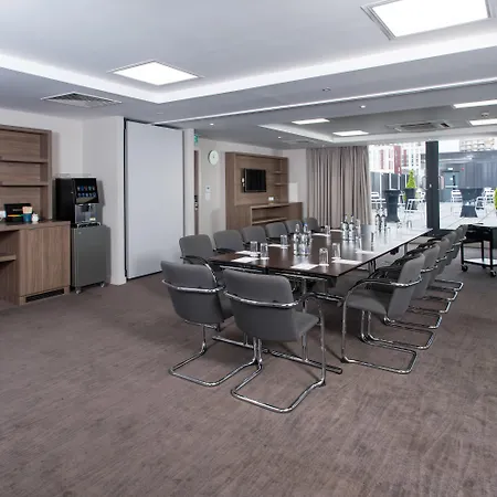Holiday West By Ihg Отель Лондон