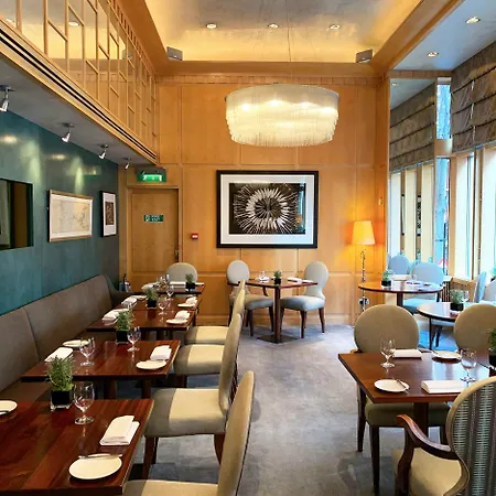 The Capital Hotel, & Townhouse Hotel 5*