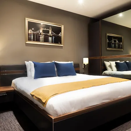 Hotel Crowne Plaza London - Kingston By Ihg 4*