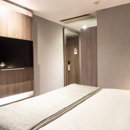 Crowne Plaza London - Kingston By Ihg 4*