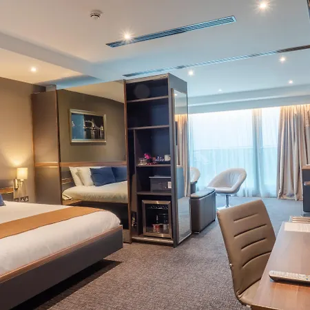 Hotel Crowne Plaza London - Kingston By Ihg