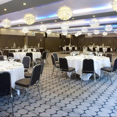 Hotel Crowne Plaza London - Kingston By Ihg