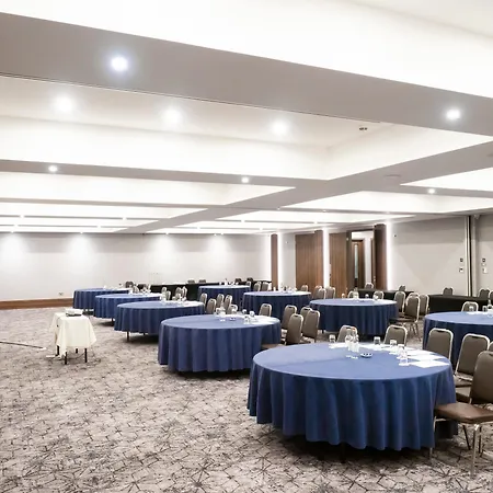 Crowne Plaza London - Kingston By Ihg Hotel
