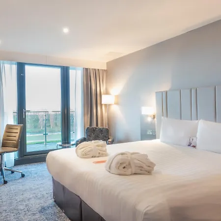 Crowne Plaza London - Kingston By Ihg 4*