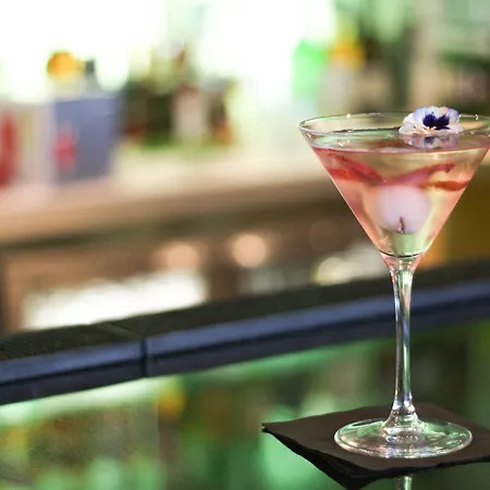 Crowne Plaza London - Kingston By Ihg Hotel