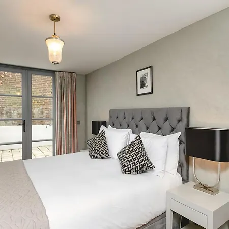 Penthousestays Nr Notting Hill - Luxury 2 Bedroom King Bed - Near Portobello Road * London