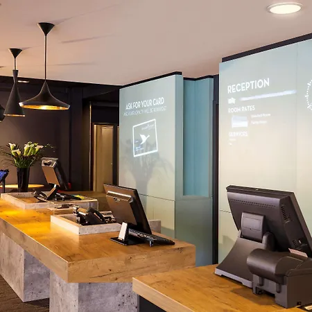 Hotel Ibis London Barking 3*