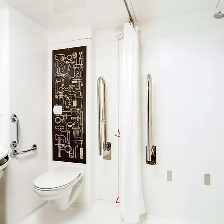 Ibis London Barking 3*