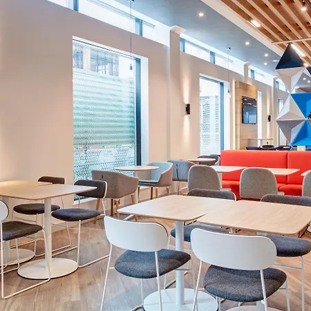 Express London-ealing, An Ihg 3* Londra