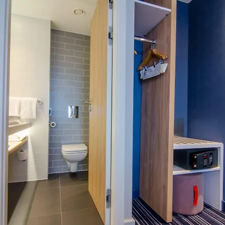 Express London-ealing, An Ihg Hotel 3*