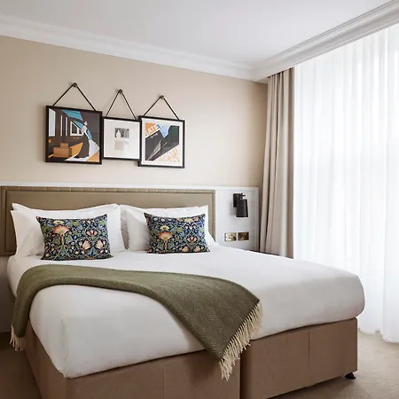 The Clermont London, Victoria London
