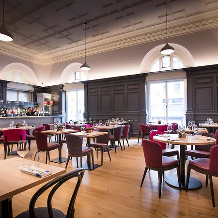 The Clermont London, Victoria Hotel 4*