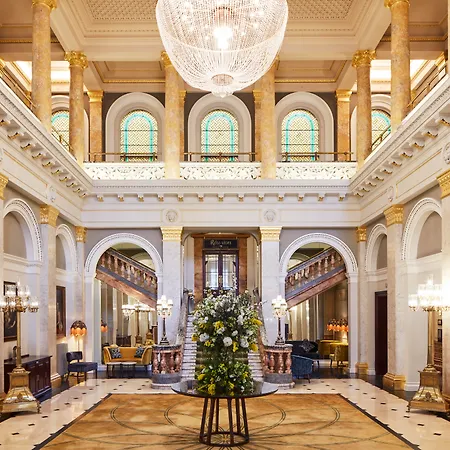 The Clermont London, Victoria