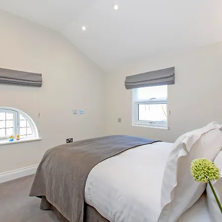 Chesham Court Knightsbridge 5*
