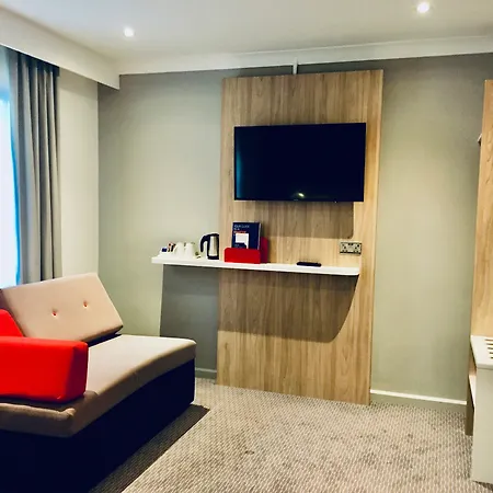 Express Victoria By Ihg 3*
