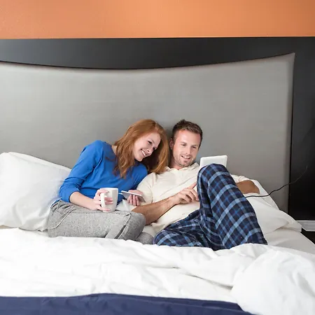 Express Victoria By Ihg London