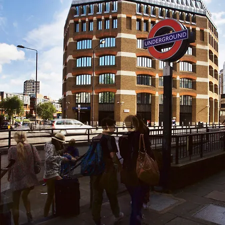 Express Victoria By Ihg 3* London