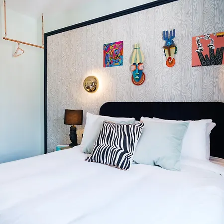 The Camden Town 3* London