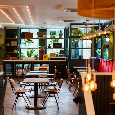 The Camden Town 3*